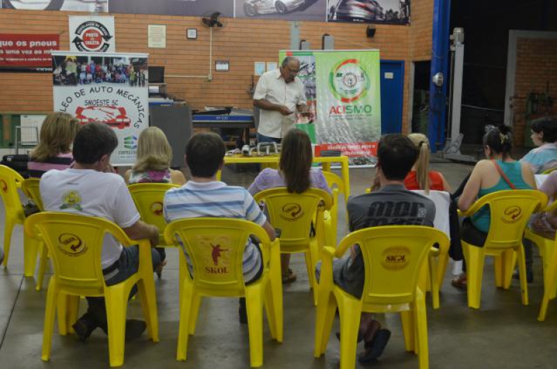 Núcleo de Automecânicas realiza curso para mulheres