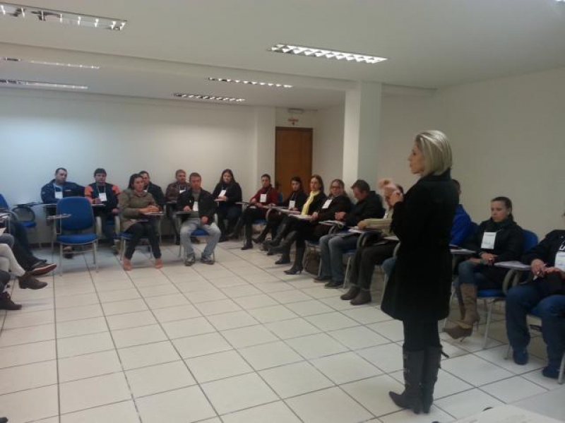 Curso ?Formação do preço de venda? é realizado pelo Núcleo de Automecânicas