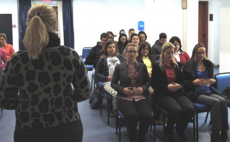 Câmara da Mulher Empresária promove palestra sobre ansiedade