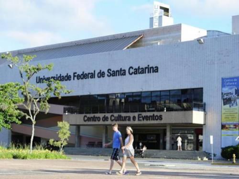 UFSC está entre as 10 melhores universidades do país