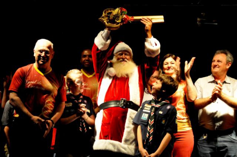 ACISMO participa de abertura do Natal de Encantos
