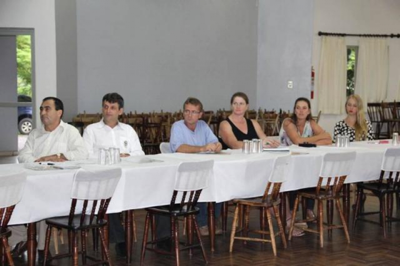 Encontro Regional trata de assunto polêmicos