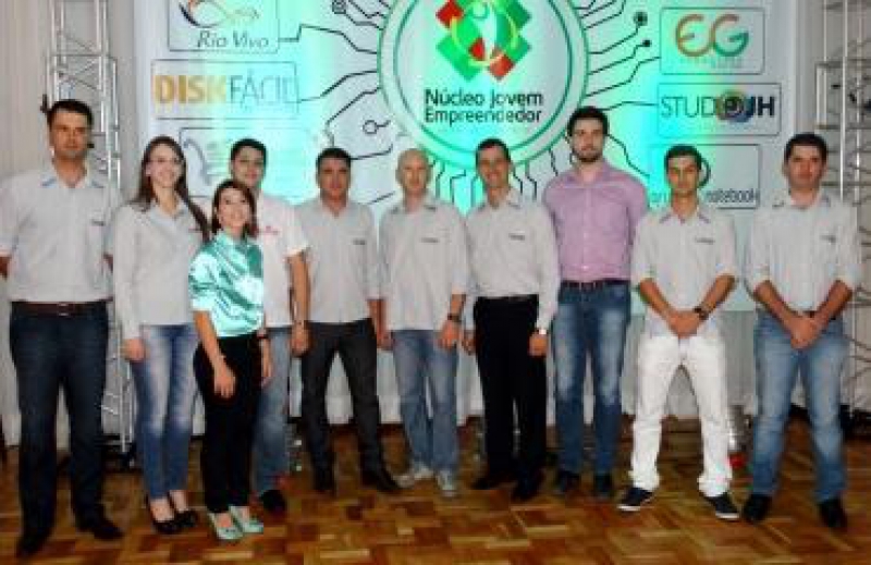 Oitavo Café com Empresários  reuniu cerca de 200 pessoas