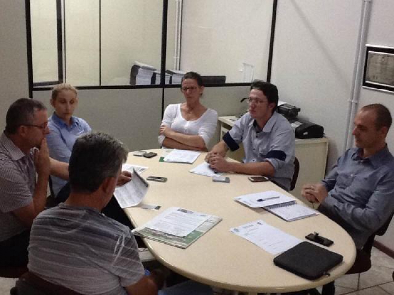 Núcleo dos  Mercados se reuniu na segunda