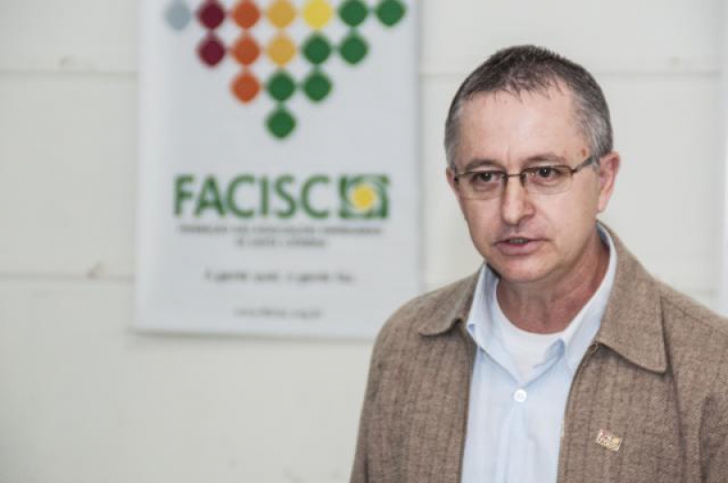 Acismo estuda abertura de núcleo multissetorial em Paraíso
