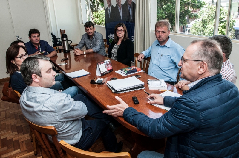 ?Acismo e CDL se reúnem com prefeito eleito