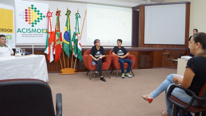 ?Acismo forma alunos do Programa Geração Empreendedora
