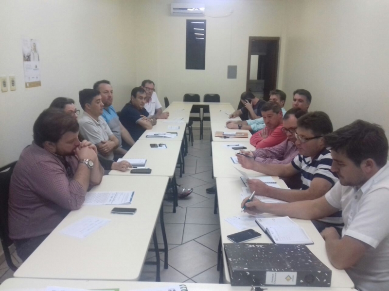 Reunião do conselho trata de campanha de doação de sangue