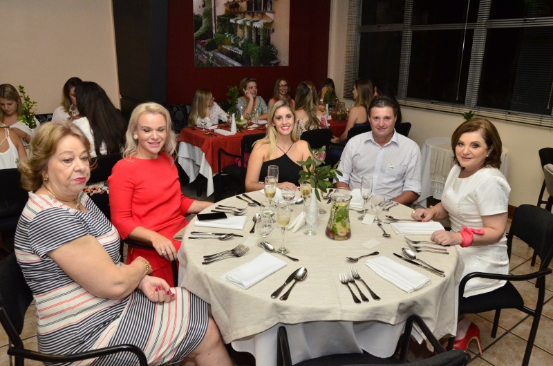 ?Mulheres prestigiam evento do Núcleo da Mulher Empresária