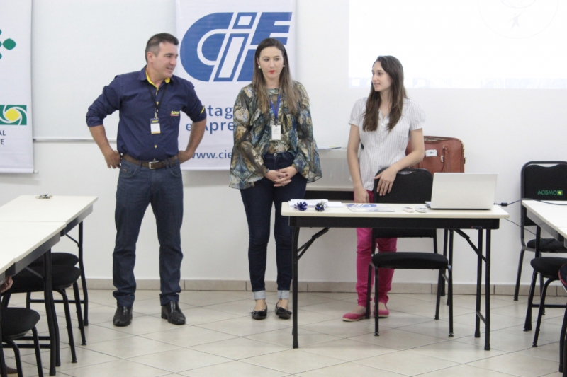 Acismo e CIEE realizam aula inaugural do projeto Geração Empreendedora