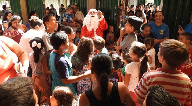 ?Acismo participa do Natal Solidário