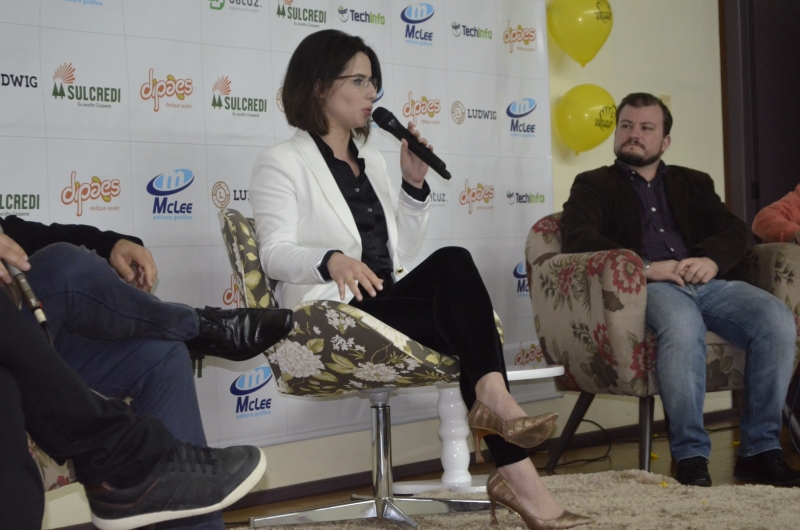 Público lota palestra sobre corrupção