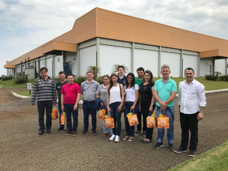 ?Integrantes do Núcleo dos Mercados conhecem a Dipães