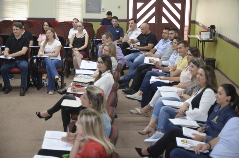 ?Empresários participam de Programa de Gestão e Vivência Empresarial