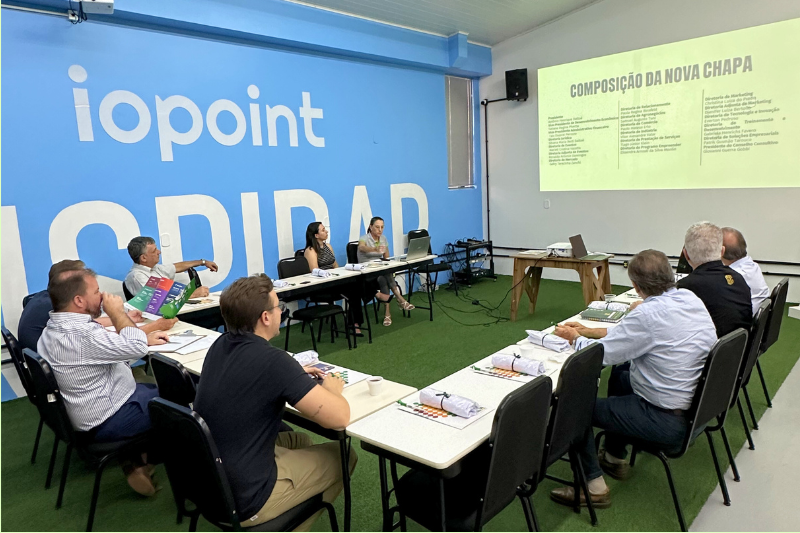 ACISMO promove reunião com o Conselho Consultivo e fortalece aproximação com ex-presidentes da entidade