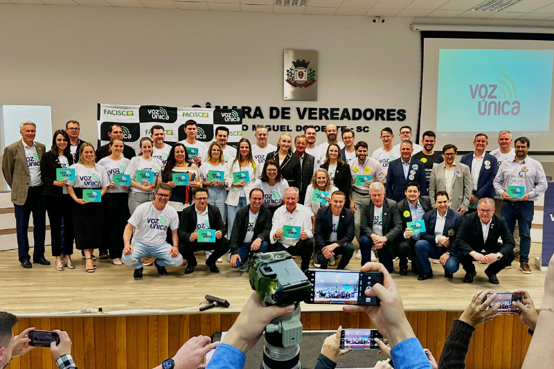 Voz Única 2026 reúne lideranças e candidatos em São Miguel do Oeste para apresentar pleitos do Extremo Oeste e Noroeste