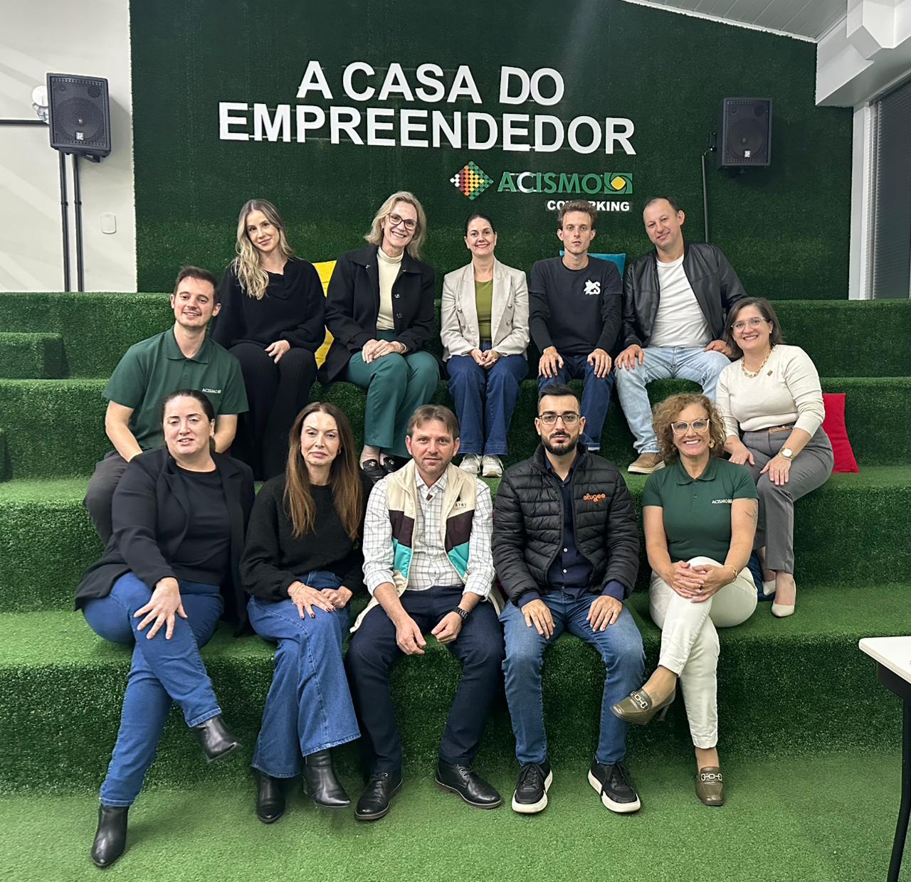 Conexão Estratégica: Prestação de Serviços em Ação