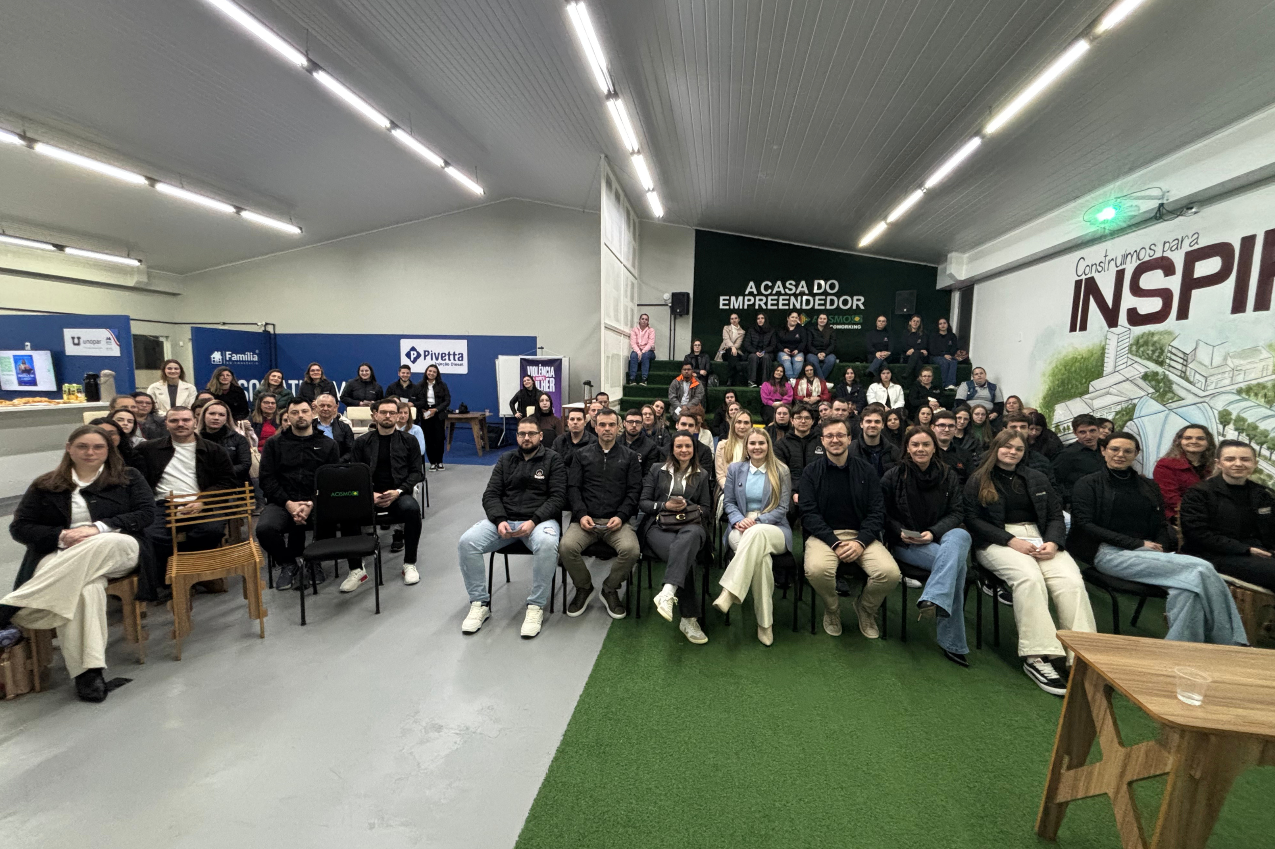 Workshop da ACISMO reúne 85 participantes em manhã de conteúdo sobre atendimento e experiência do cliente