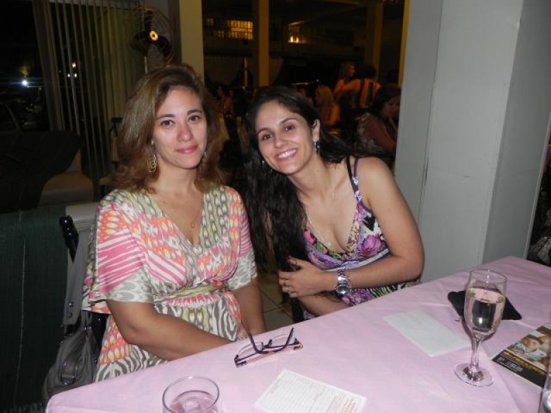 Jantar reúne aproximadamente 180 participantes no Dia Internacional da Mulher