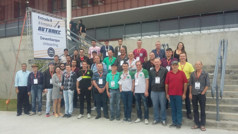 ?Integrantes do Núcleo das Automecânicas participam da AUTOMEC 2017